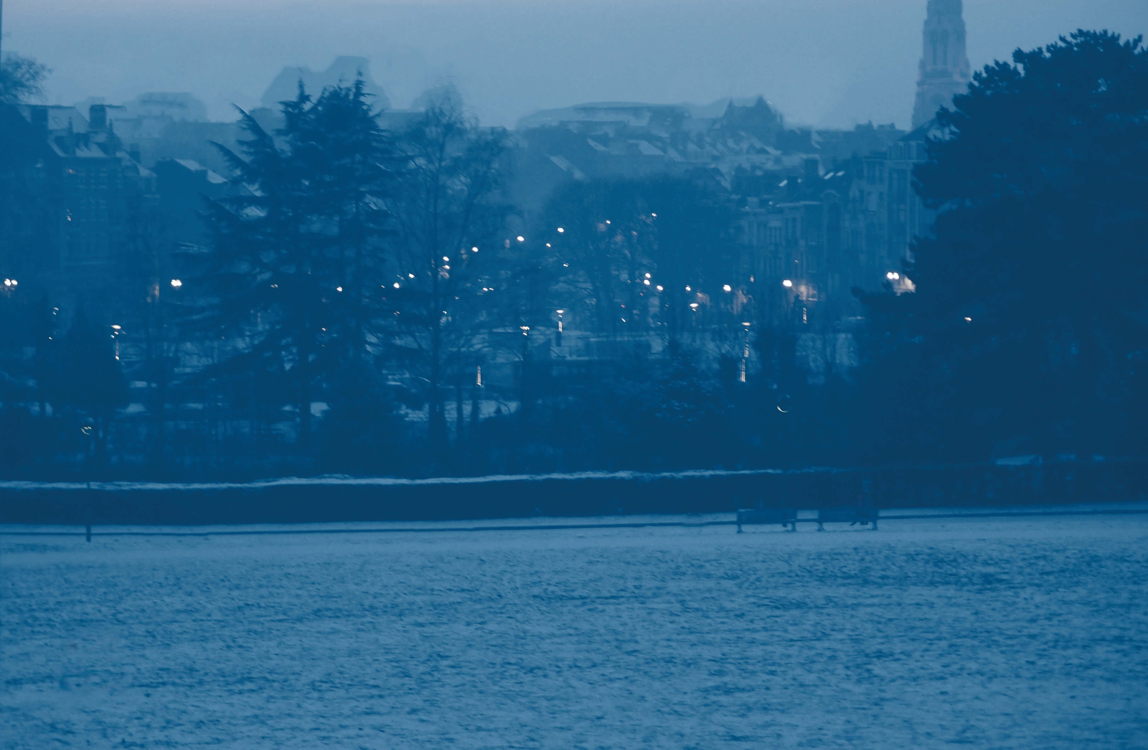 L'heure bleue Cover